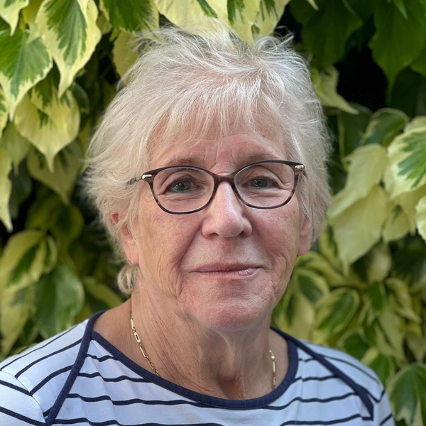  Christel Ebisch